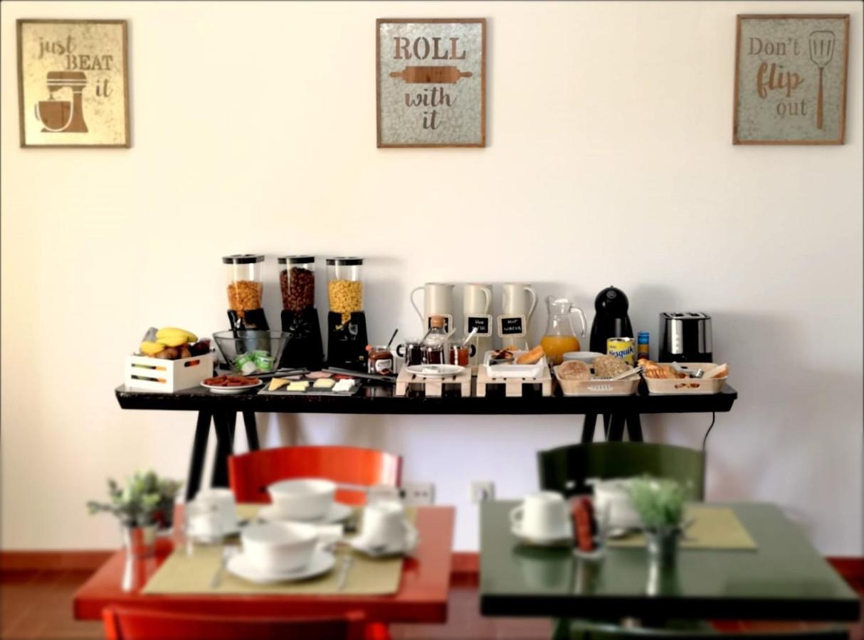 Tugaplace Bed and Breakfast Montijo Exterior foto